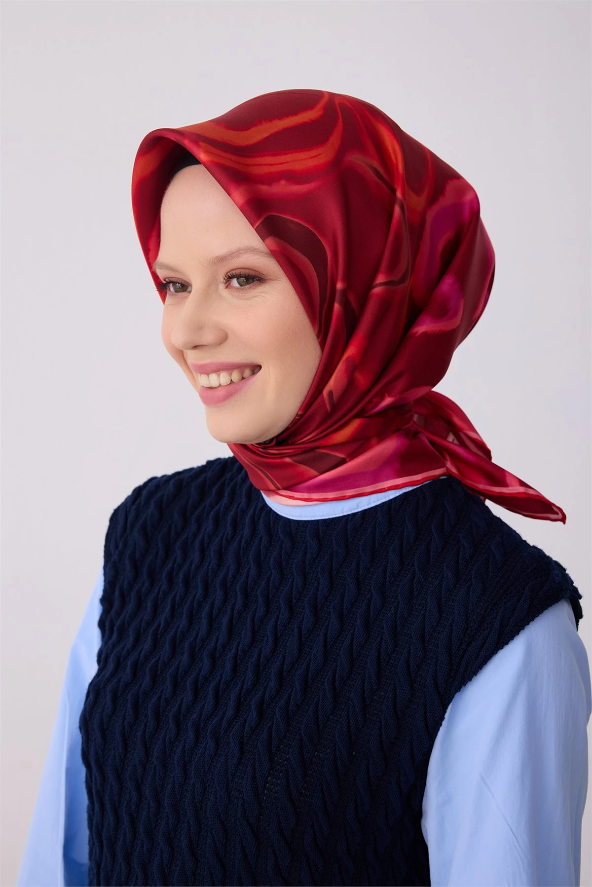 33 Belli Twill İpek Eşarp 4301D