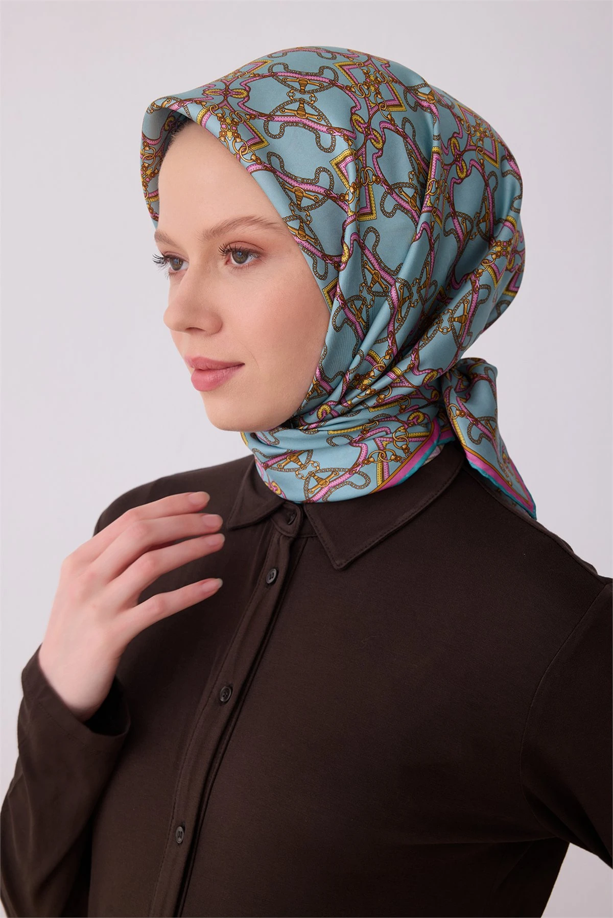 51 Belli Twill İpek Eşarp 4328D