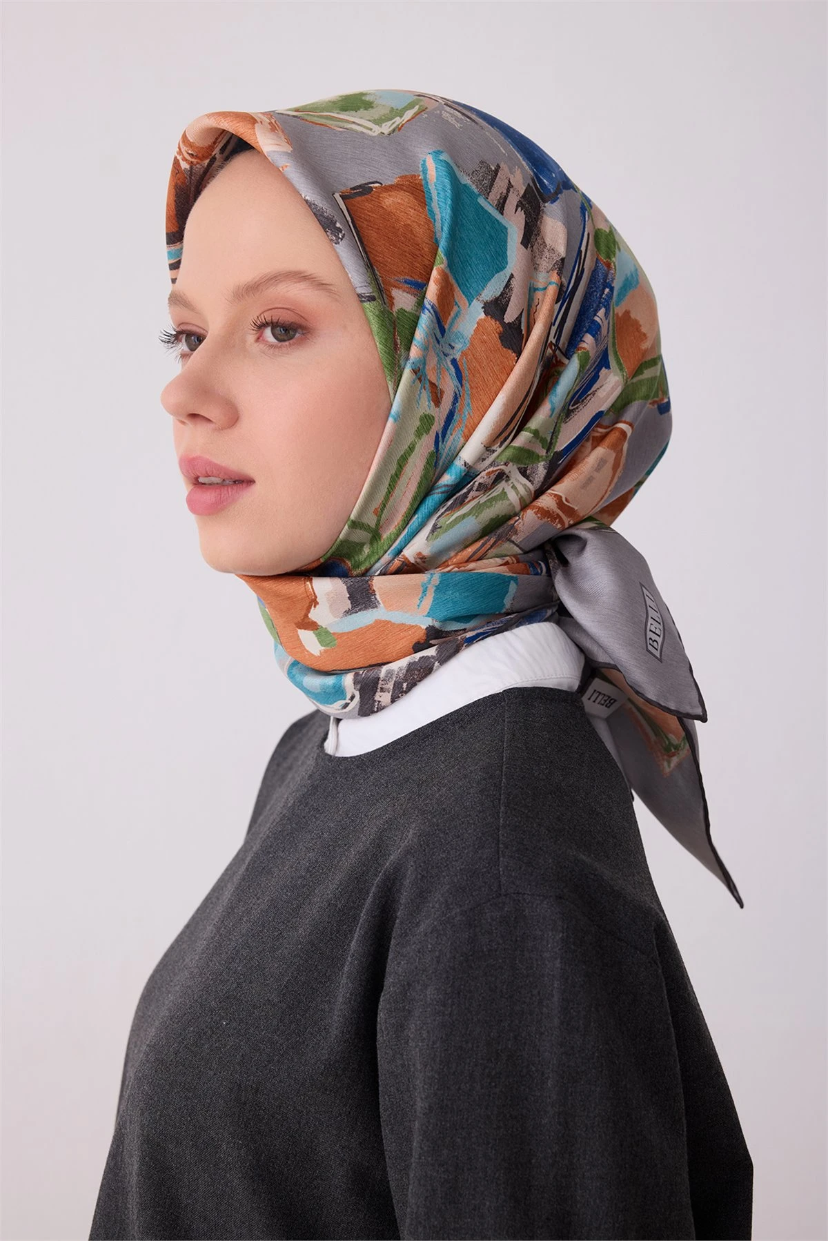 55 Belli Twill İpek Eşarp 4310D