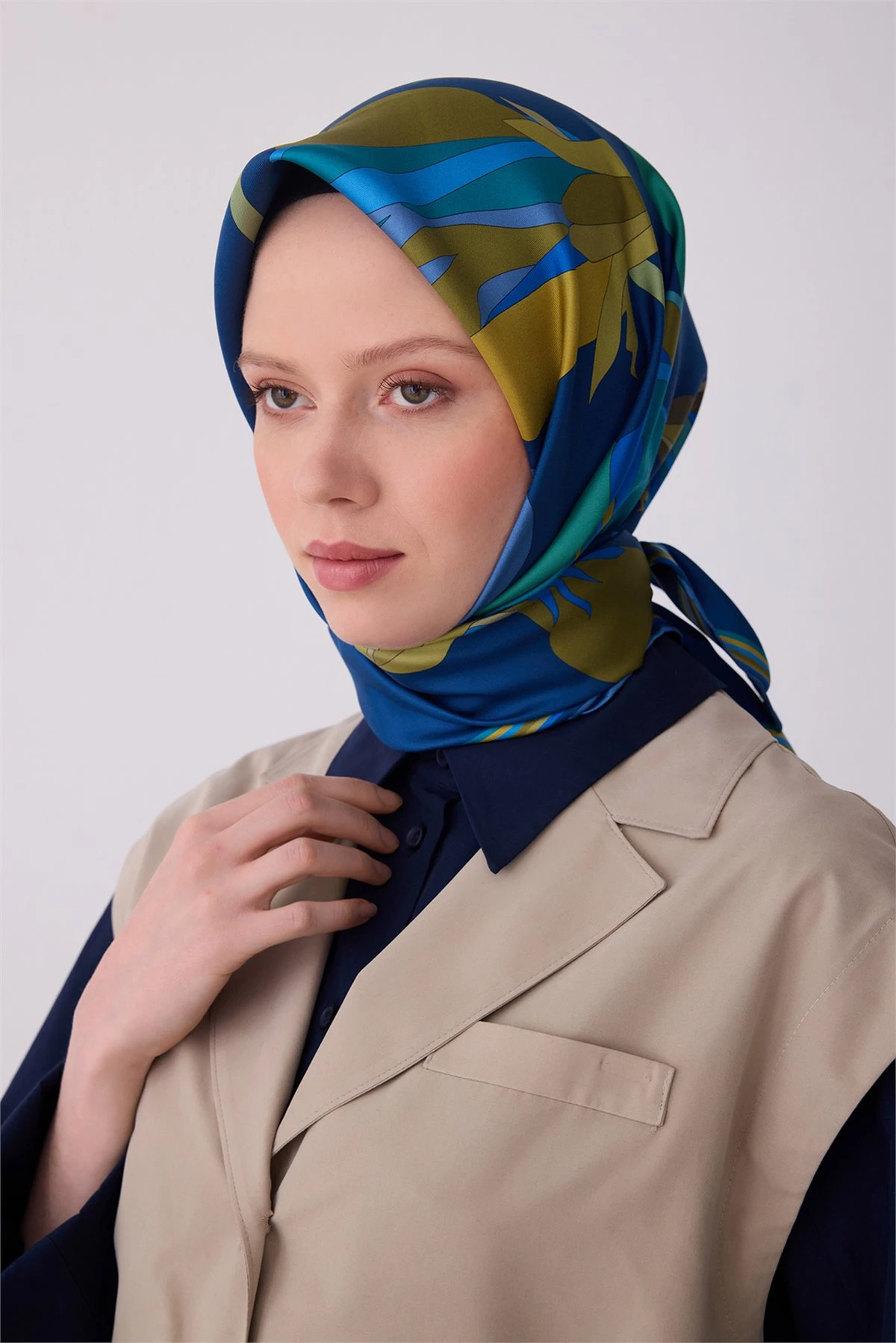 80 Belli Twill İpek Eşarp 4303D