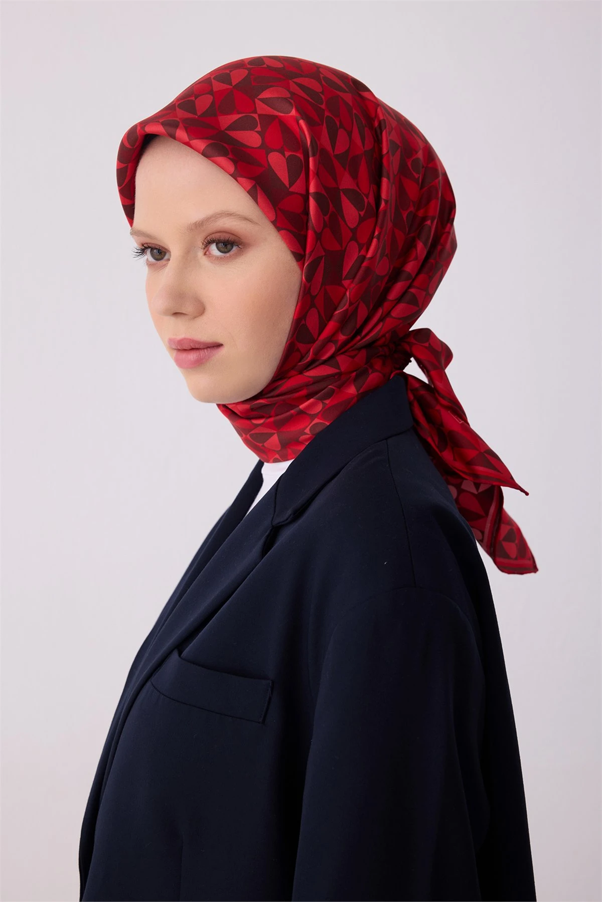 84 Belli Twill İpek Eşarp 4322D