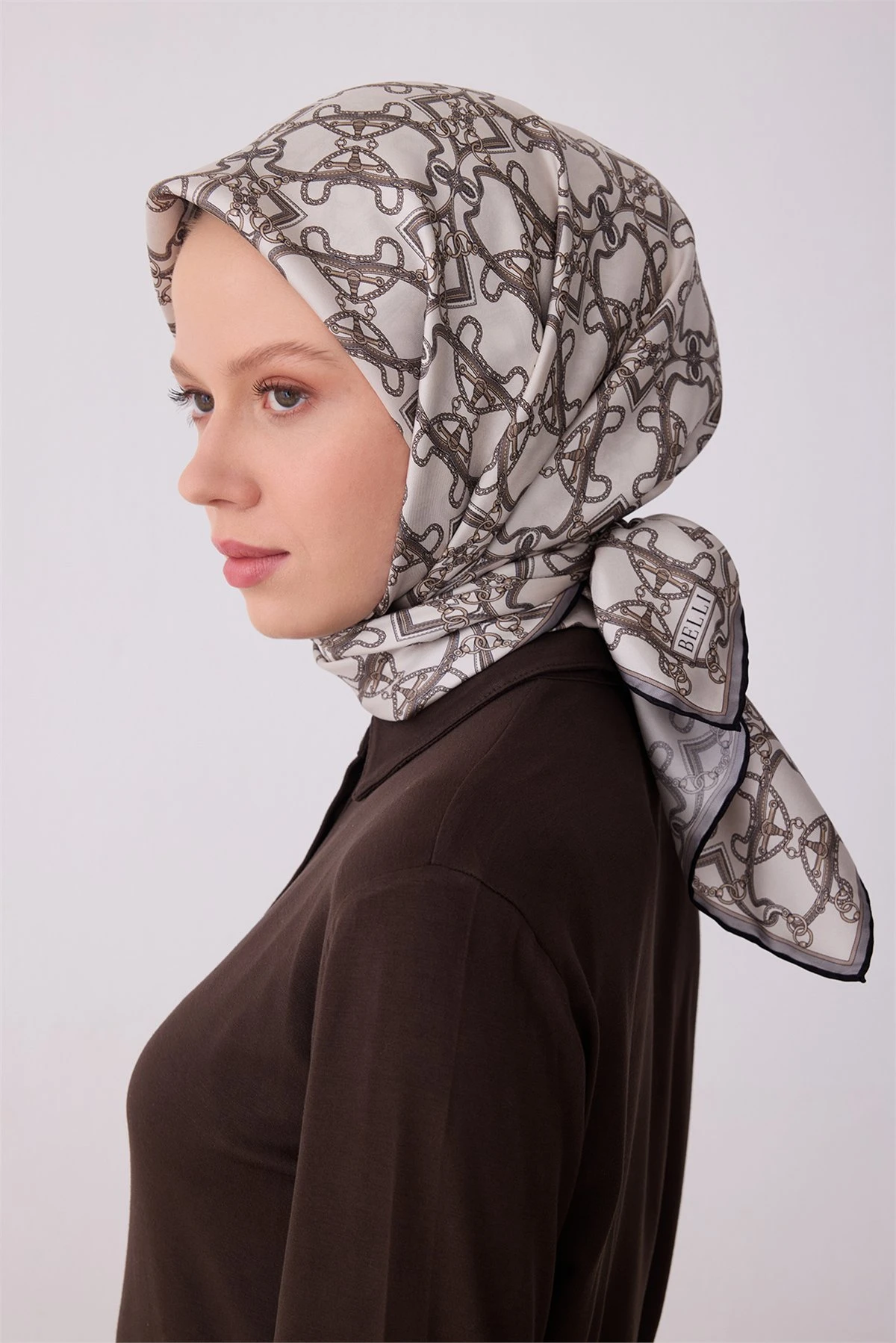 84 Belli Twill İpek Eşarp 4328D