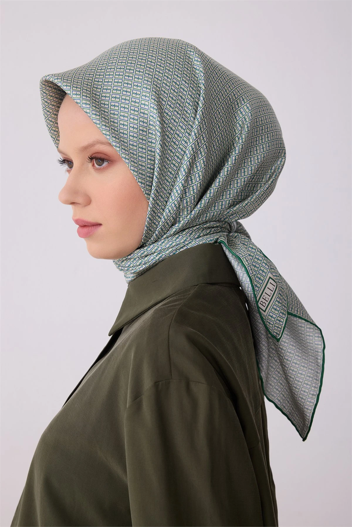 85 Belli Twill İpek Eşarp 4321D