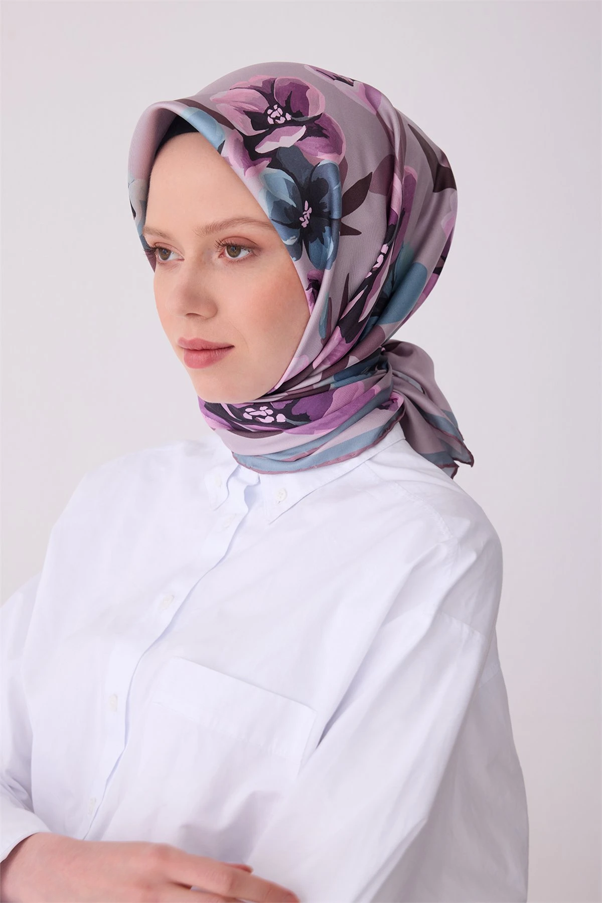 85 Belli Twill İpek Eşarp 4330D