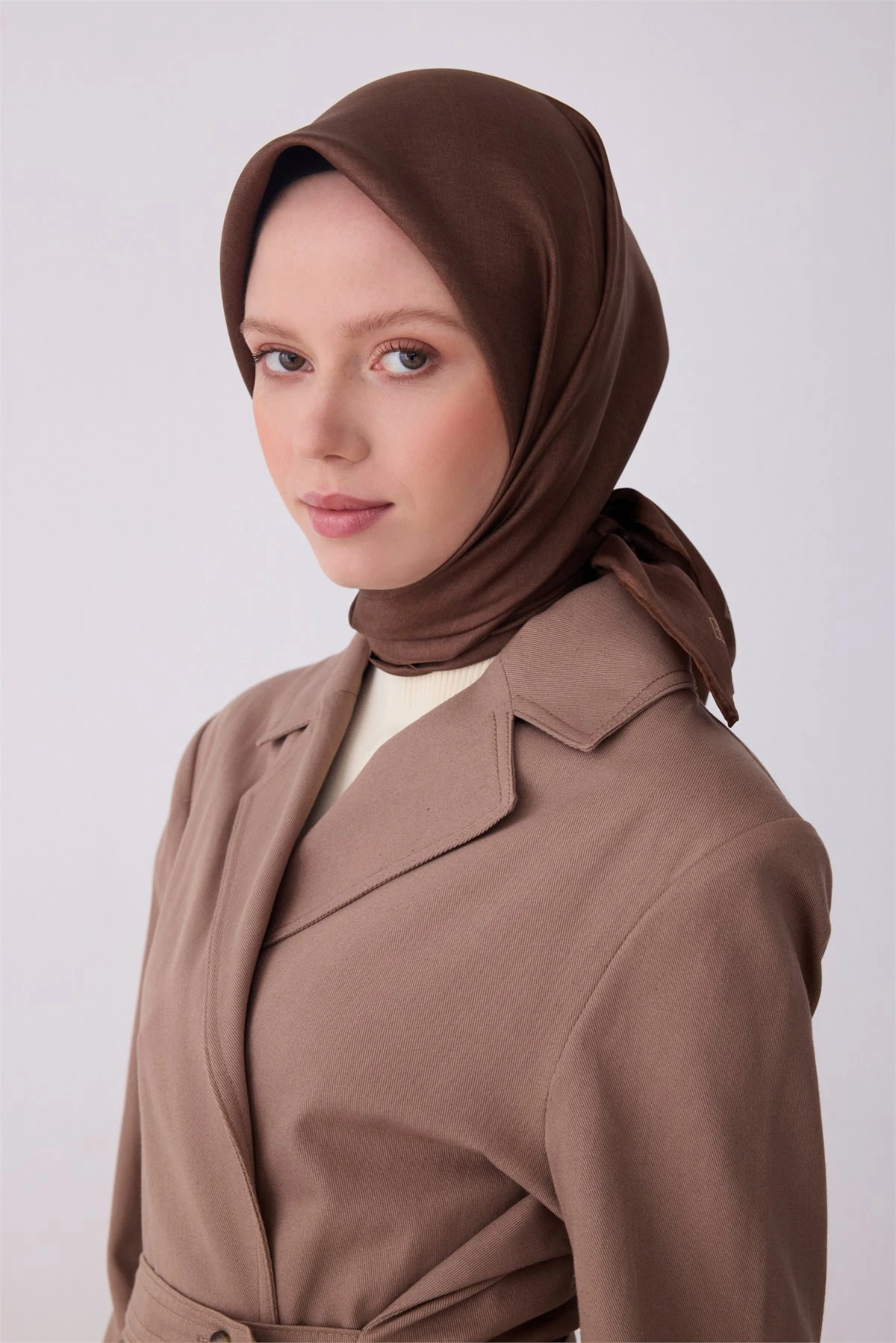 86 Belli Twill İpek Eşarp 4305D