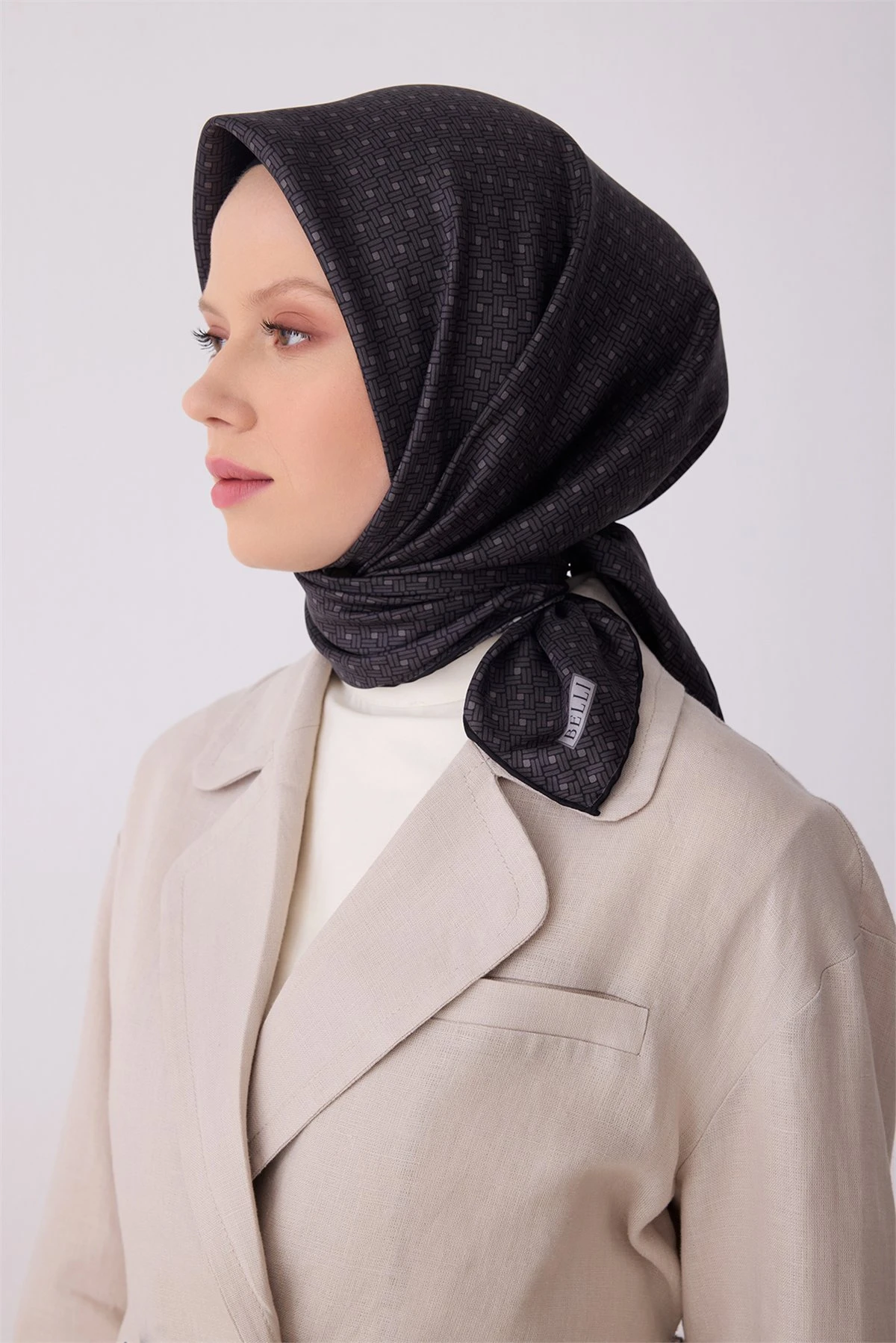 86 Belli Twill İpek Eşarp 4317D