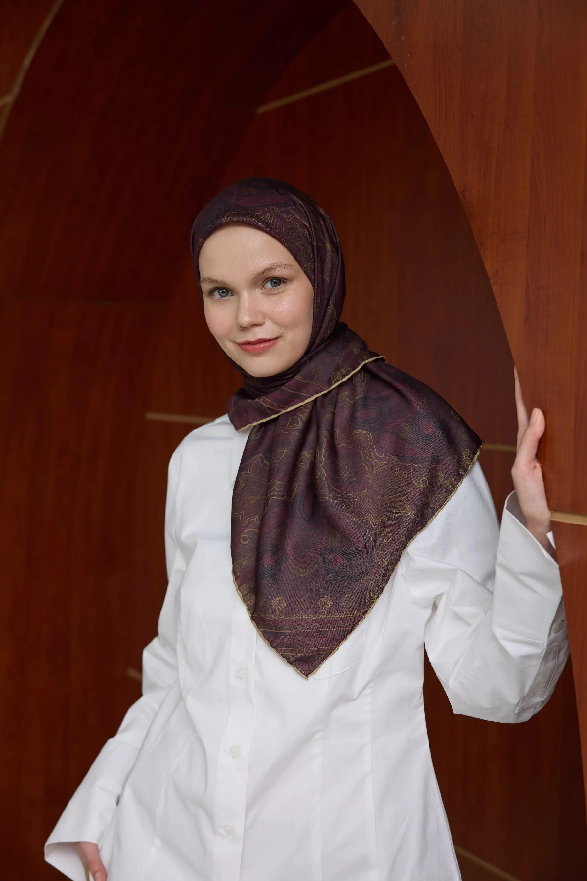 BORDO İpekhan Winter Bloom Soft Eşarp 1243