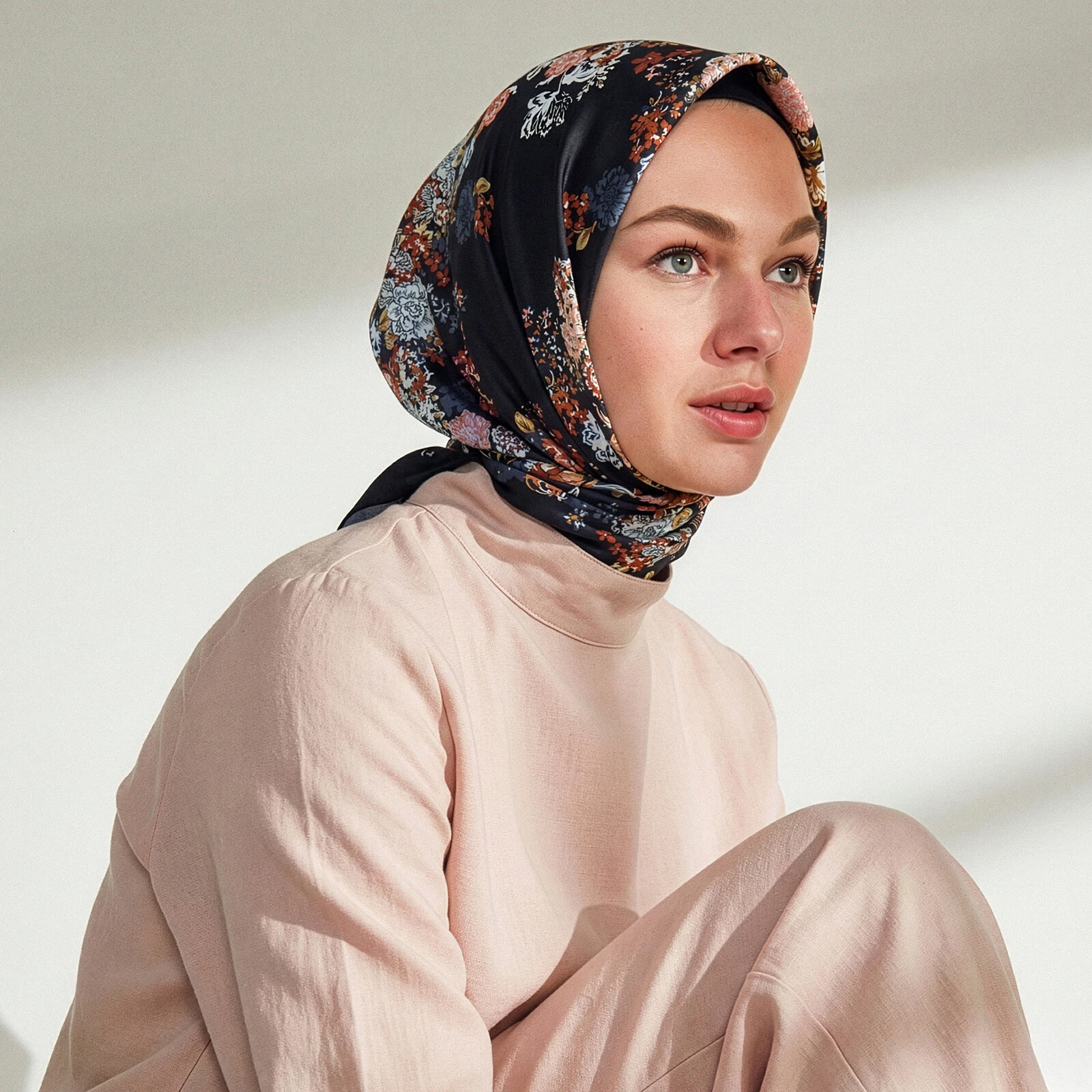 SİYAH İpekevi İpek Eşarp 1183