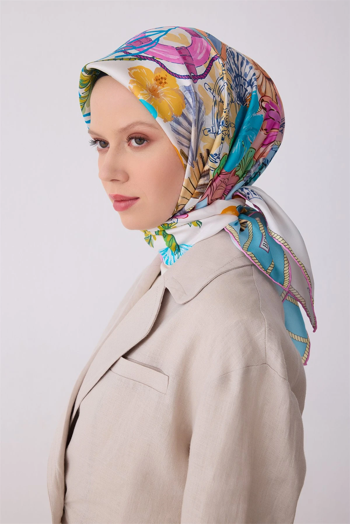 31 Belli Twill İpek Eşarp 4324D