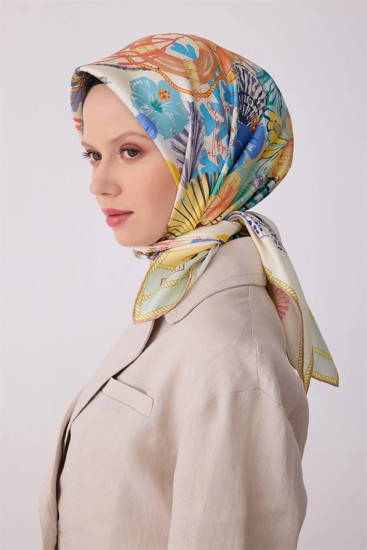 81 Belli Twill İpek Eşarp 4324D