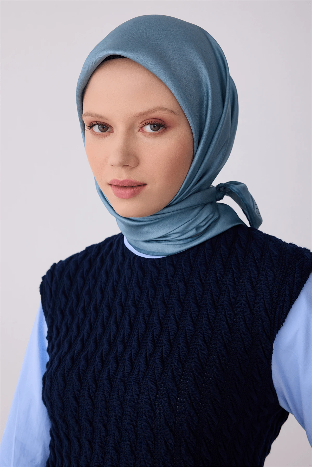 85 Belli Twill İpek Eşarp 4305D