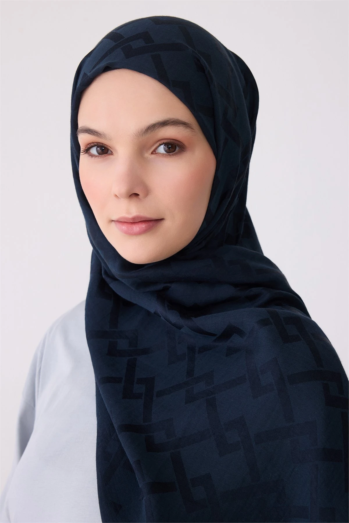 02 Belli Fresh Ivory Şal 1