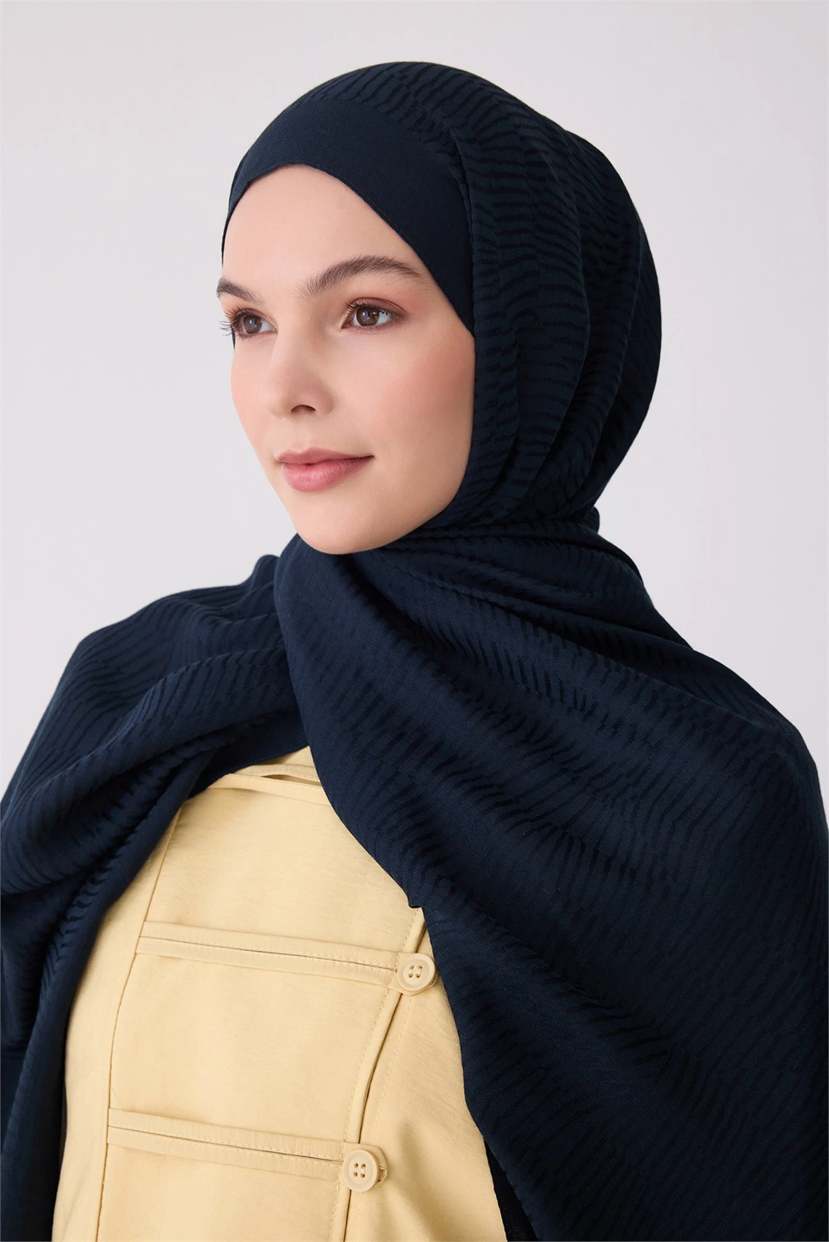 02 Belli Fresh Ivory Şal 2