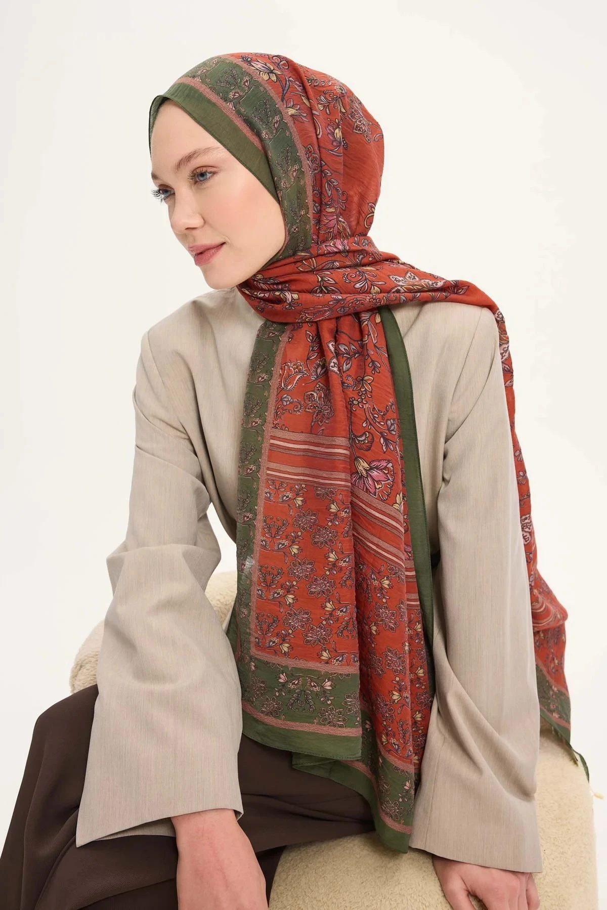 03 Silk Home Çiçek Desen Tencel Monare Şal