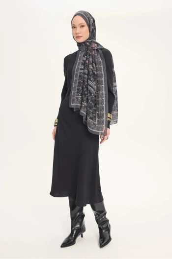 09 Silk Home Çiçek Desen Tencel Monare Şal