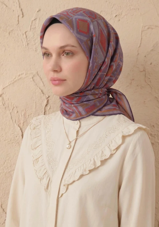 16 Silk Home Geometrik Soft Eşarp