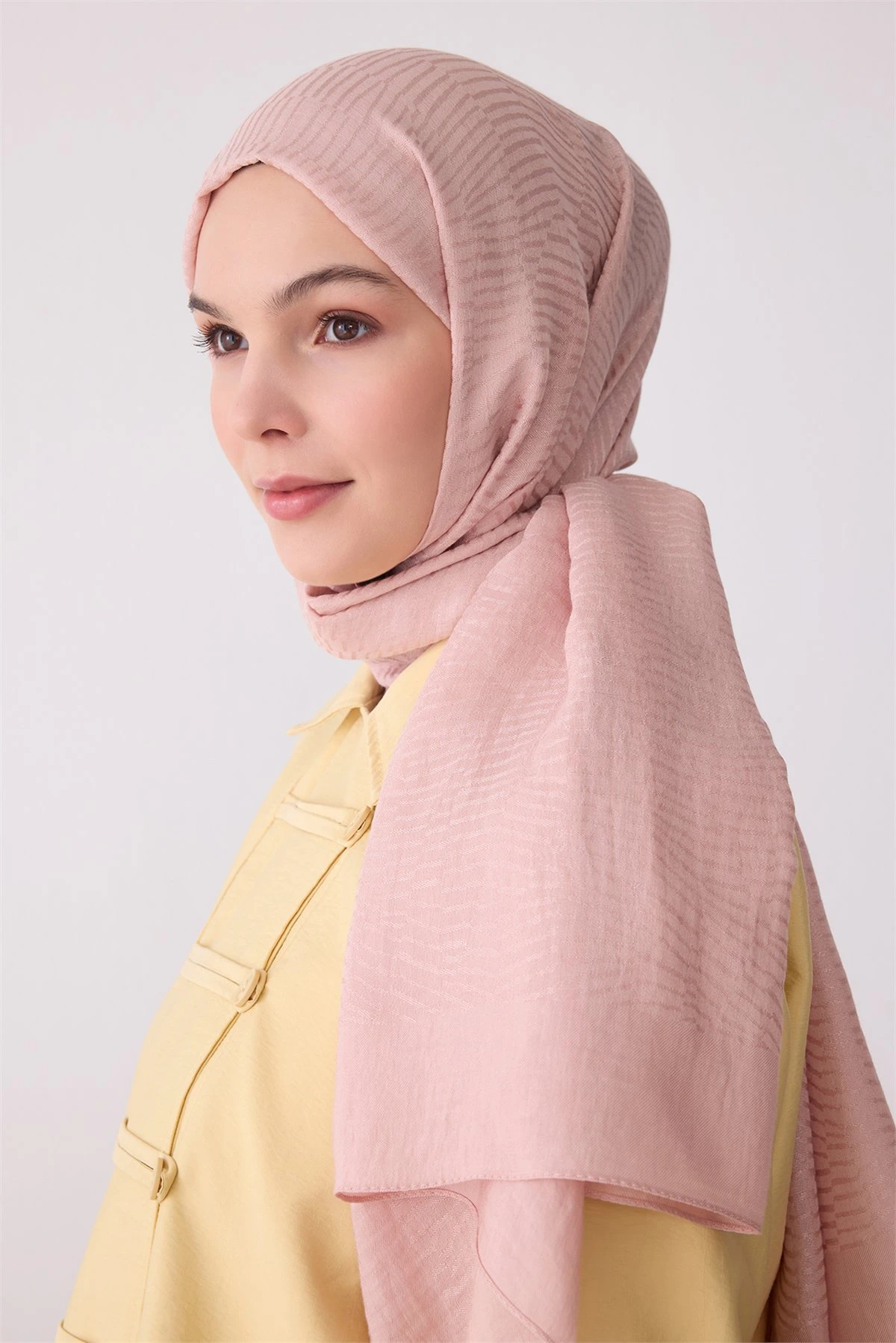 37 Belli Fresh Ivory Şal 2