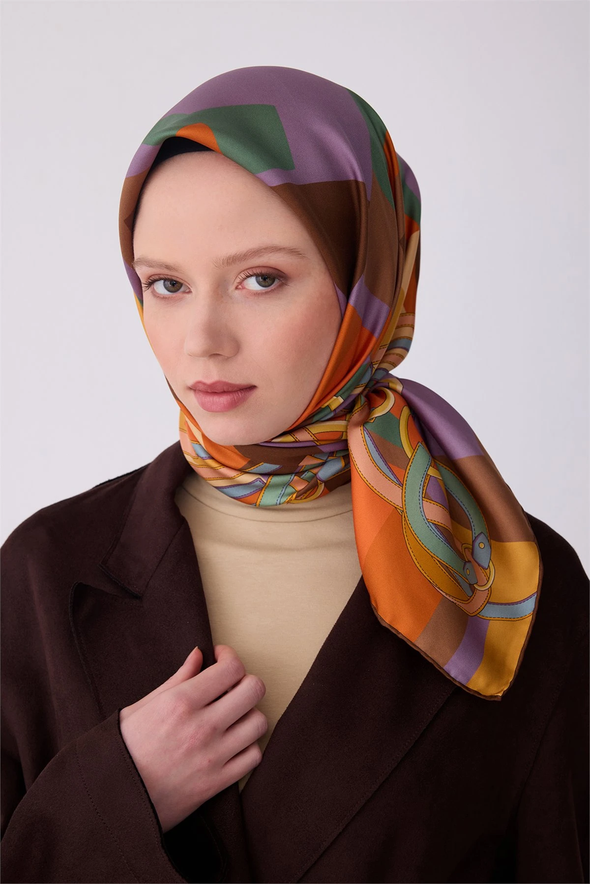 82 Belli Twill İpek Eşarp 4300D