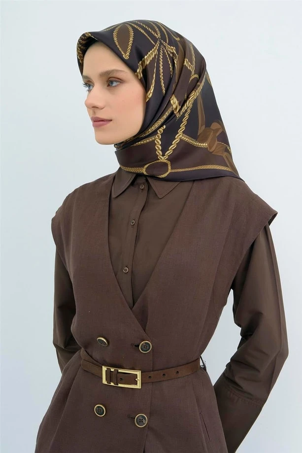 85 Armine Sura İpek Eşarp 9531D
