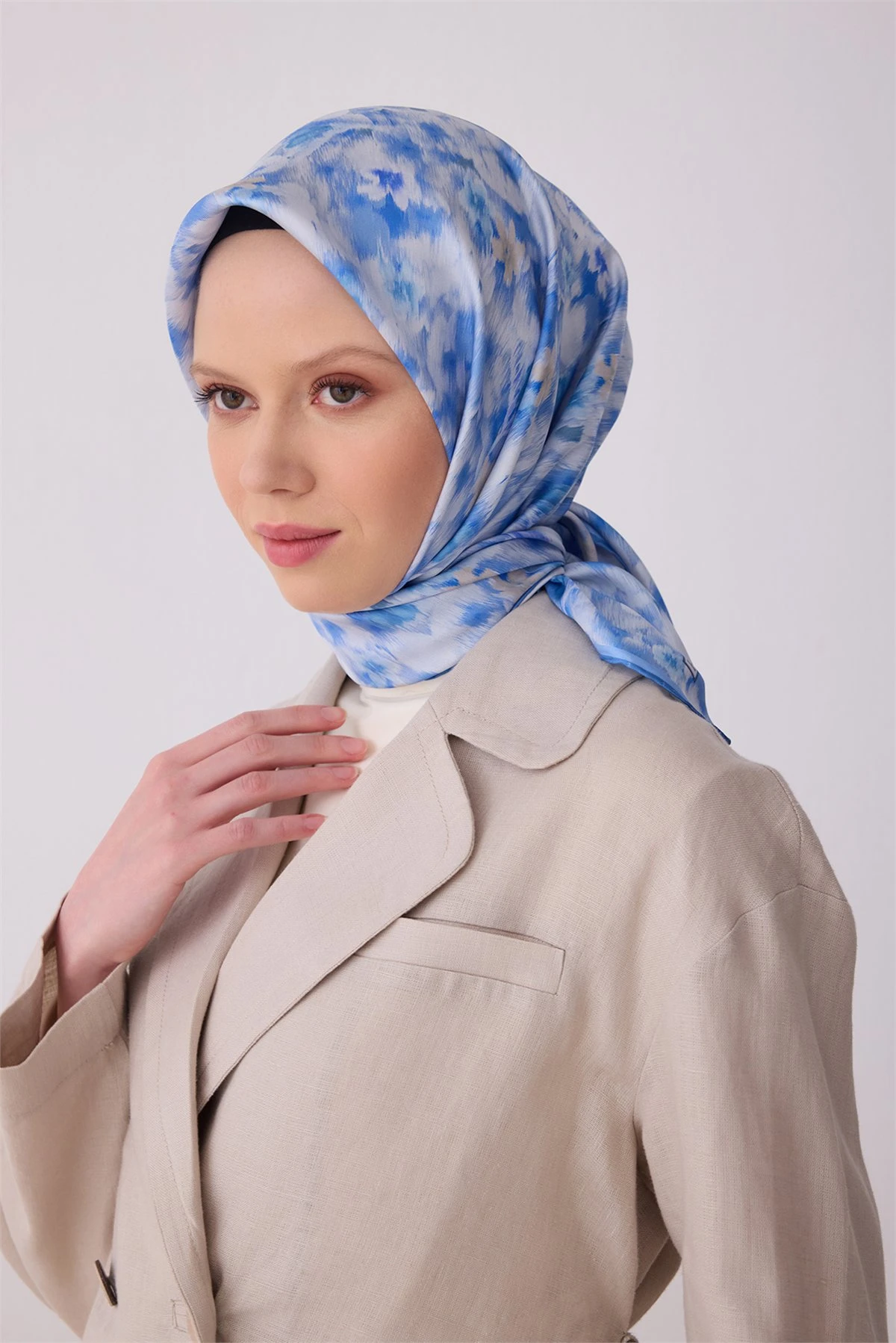 85 Belli Twill İpek Eşarp 4319D