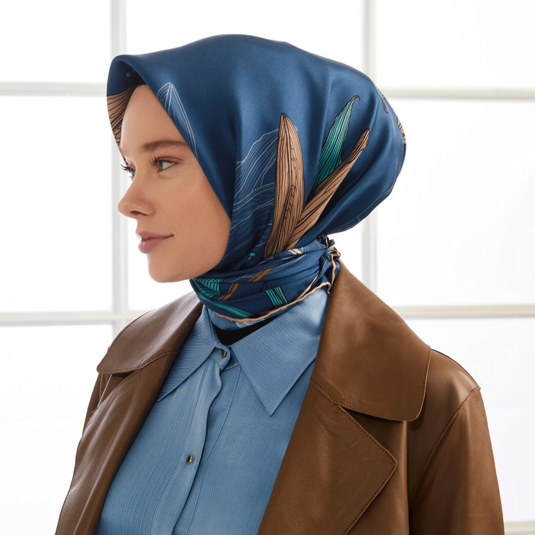 Koyu İndigo İpekevi İpek Eşarp 1255