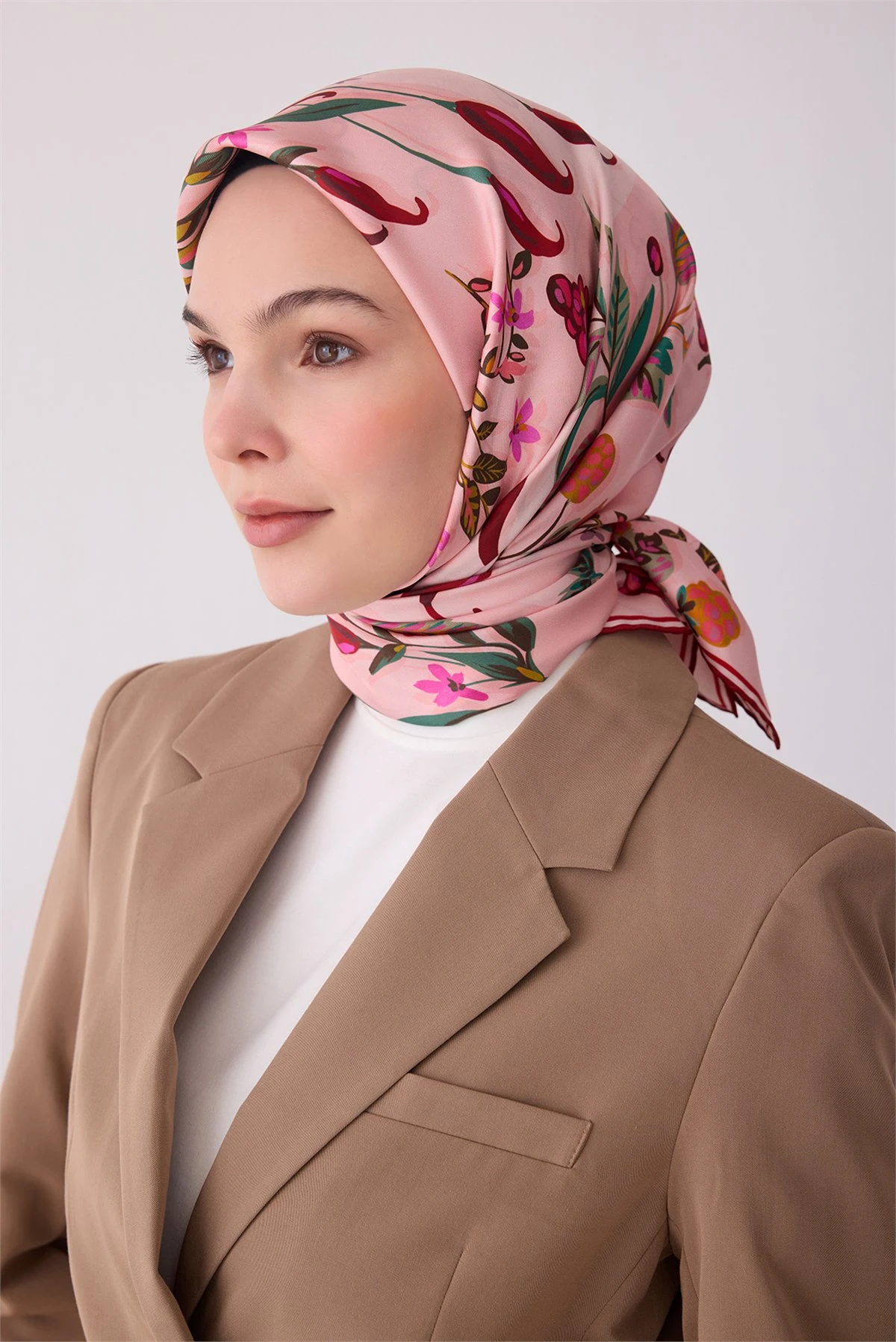 02 Belli Twill İpek Eşarp 4320D