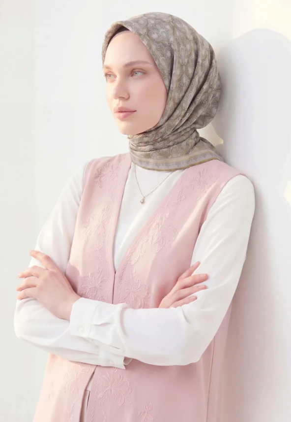 13 Silk Home Taç Desen Soft Eşarp