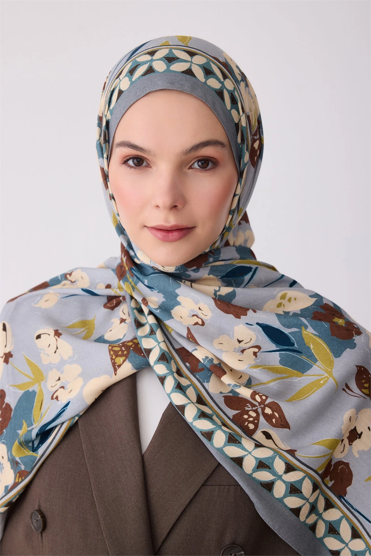17 Belli Fresh Viona Şal 3203