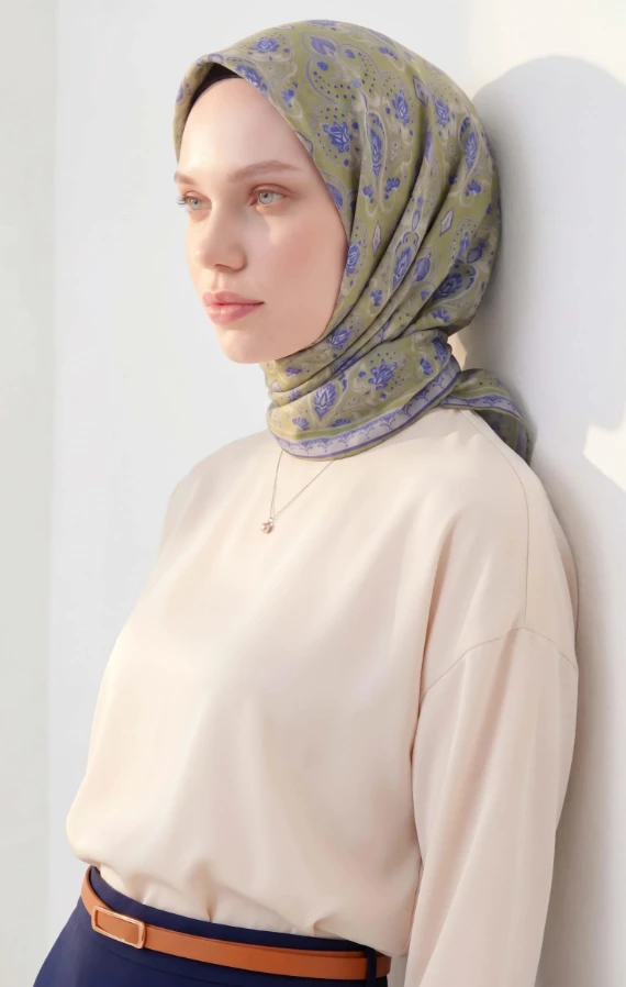 17 Silk Home Taç Desen Soft Eşarp