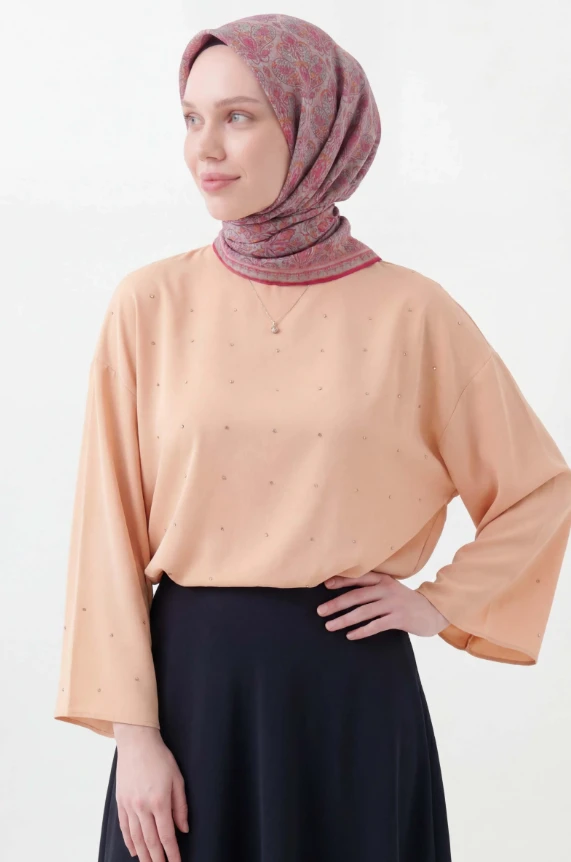 18 Silk Home Taç Desen Soft Eşarp