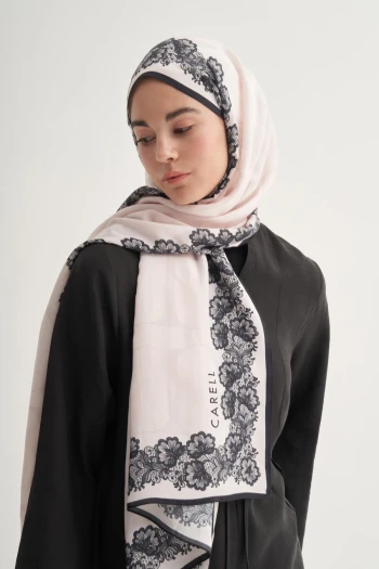 Krem Carell Floral Çiçekli Monogram Floş Şal