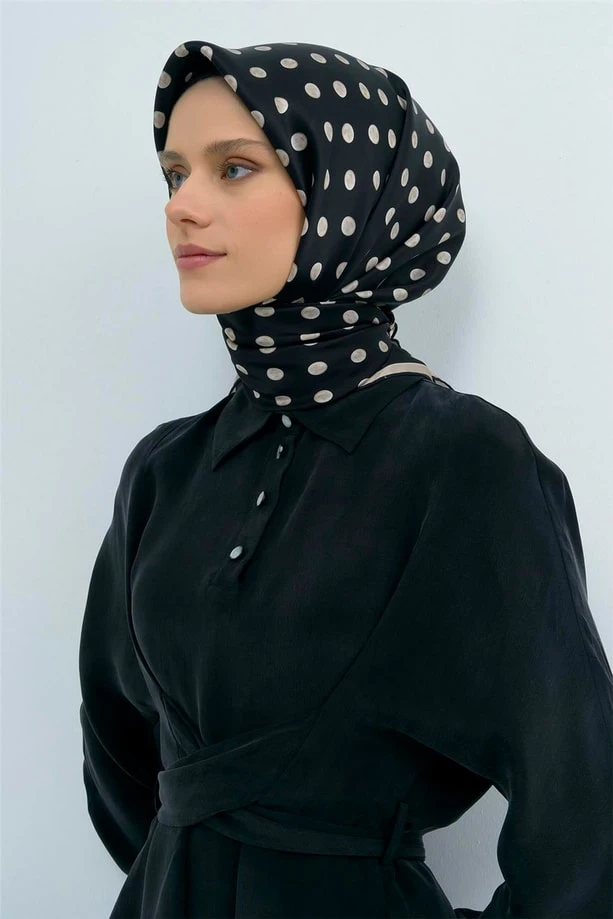 01 Armine Sura İpek Eşarp 9544D
