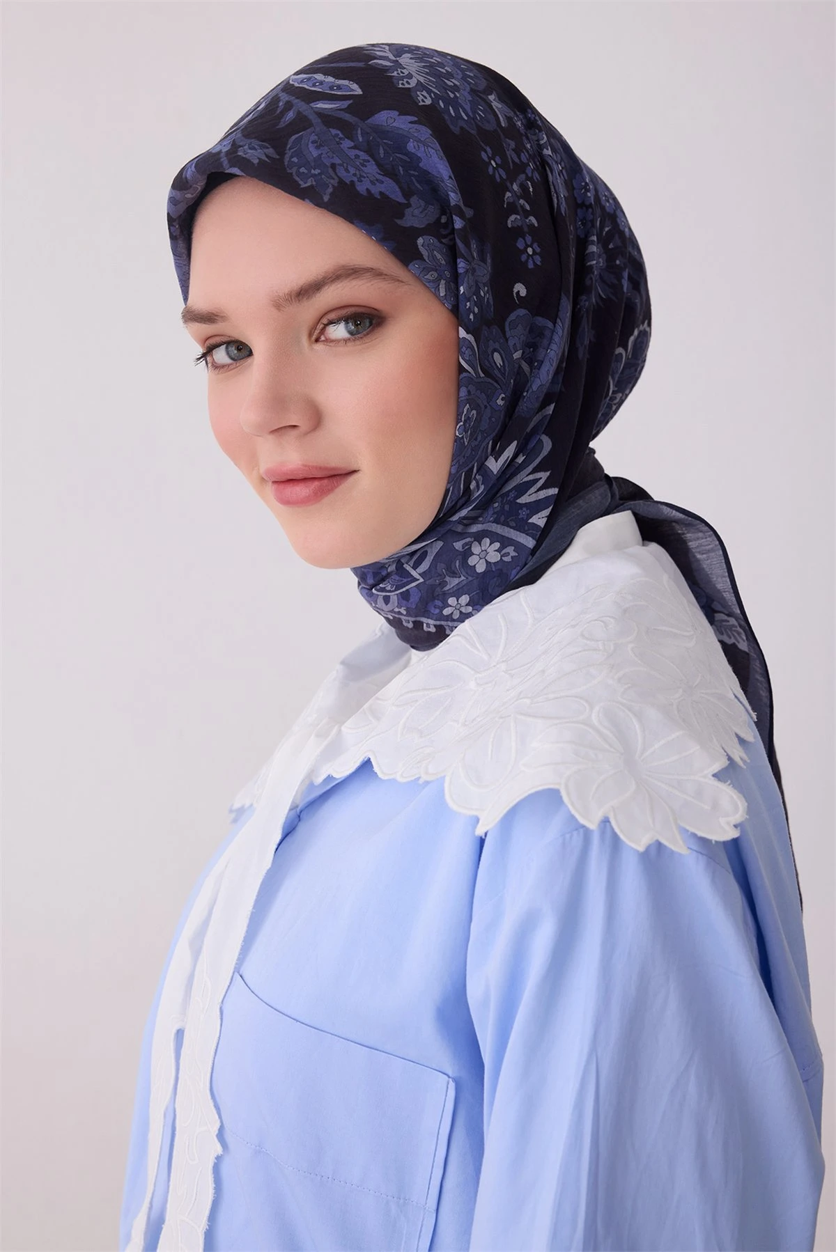 04 Belli Fresh Rozy Eşarp 3675