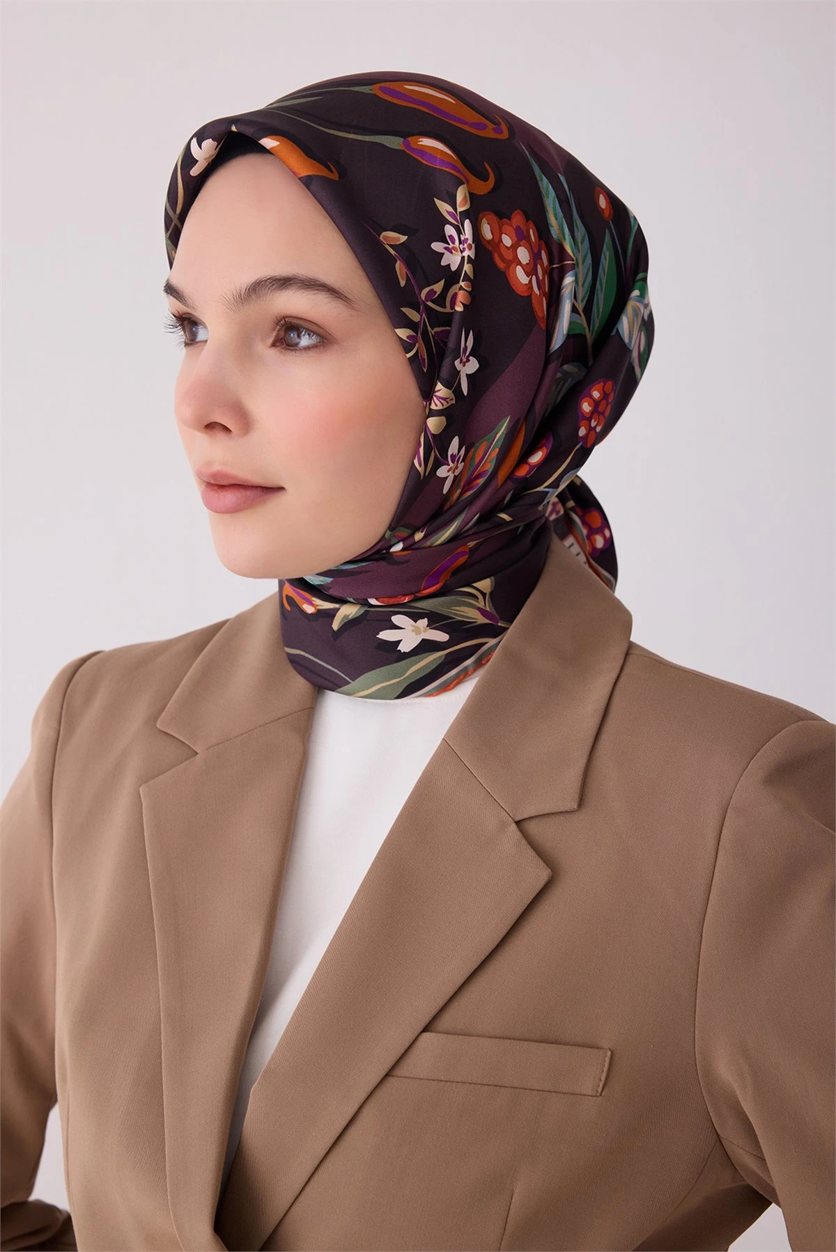 32 Belli Twill İpek Eşarp 4320D