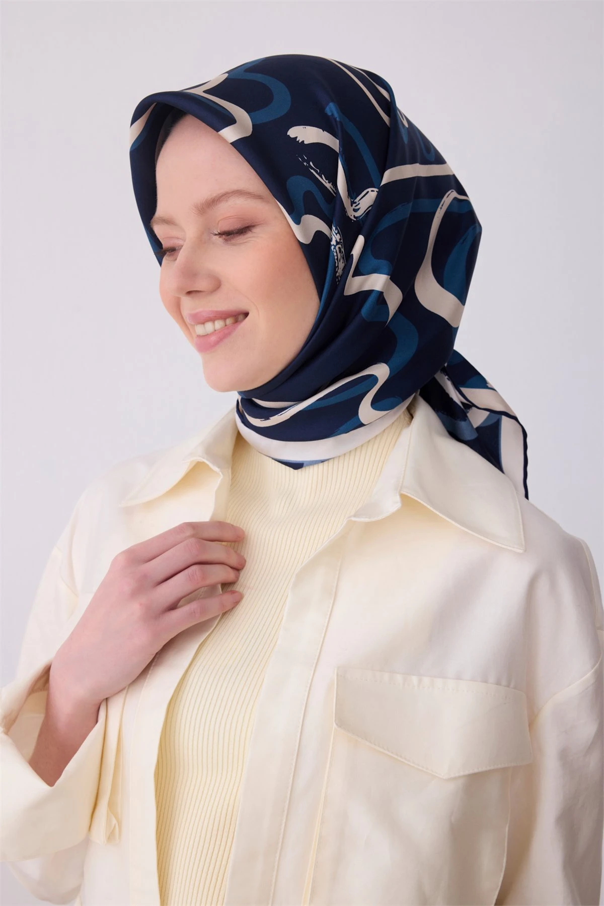 34 Belli Twill İpek Eşarp 4309D
