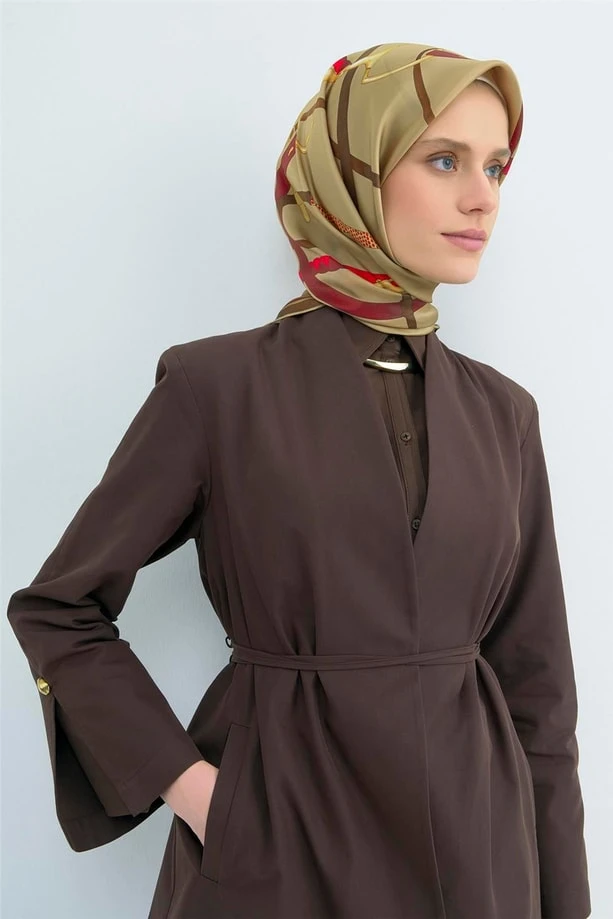 52 Armine Sura İpek Eşarp 9517D