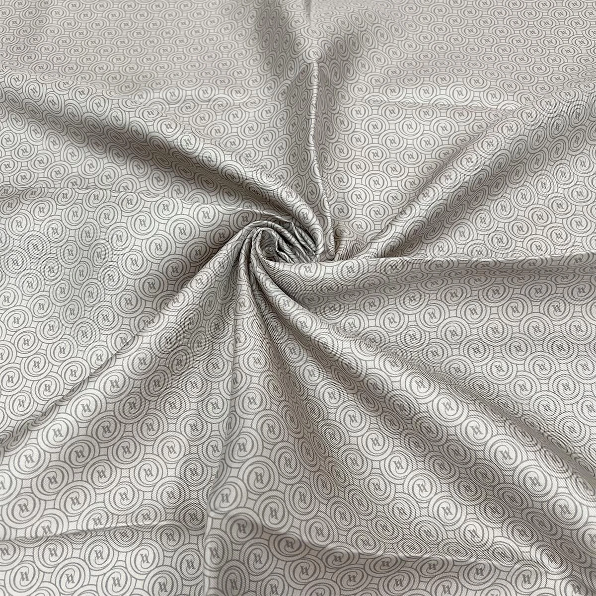 5775 Vakko Yeni Monogram Twill İpek Eşarp