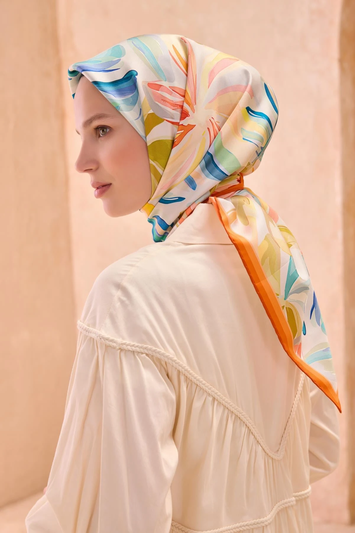 81 Belli Twill İpek Eşarp 4107D
