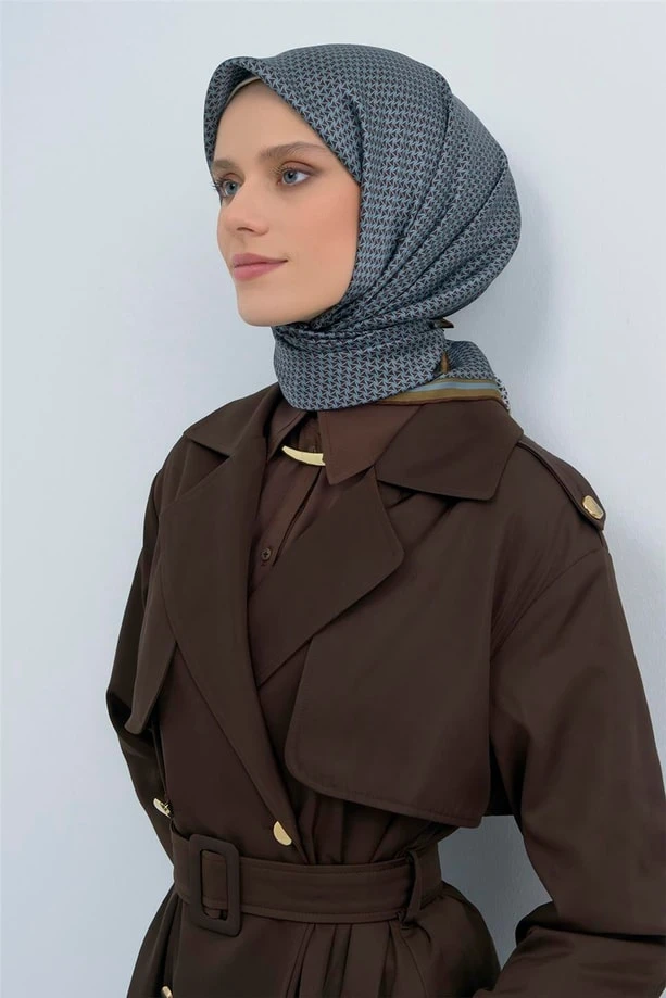 85 Armine Sura İpek Eşarp 9528D