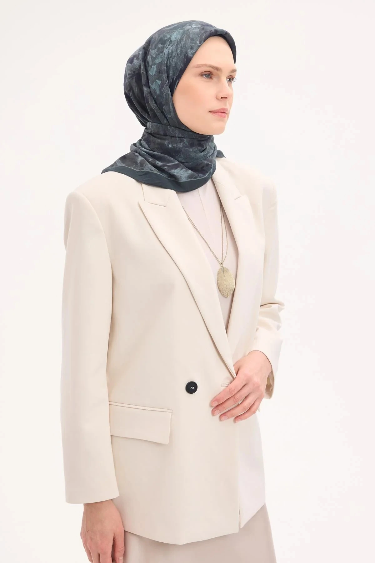 Petrol mavisi Silk Home Duman Desen Velora Eşarp