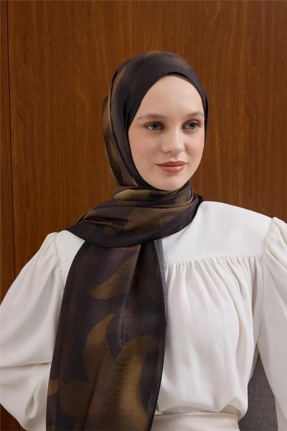 07 Silk Home Dalga Desenli Viskon Mayda Şal