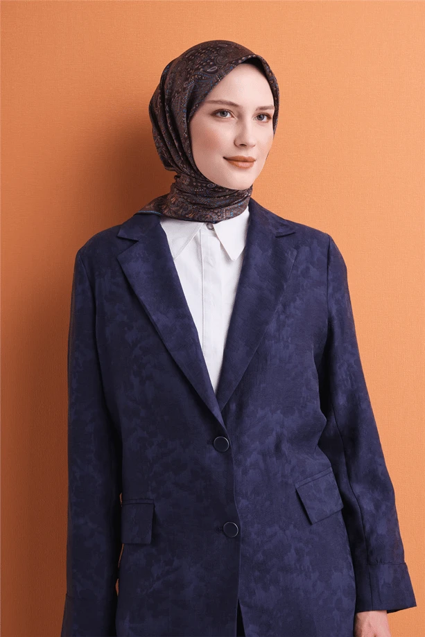 31 Armine Sura İpek Eşarp 9631D