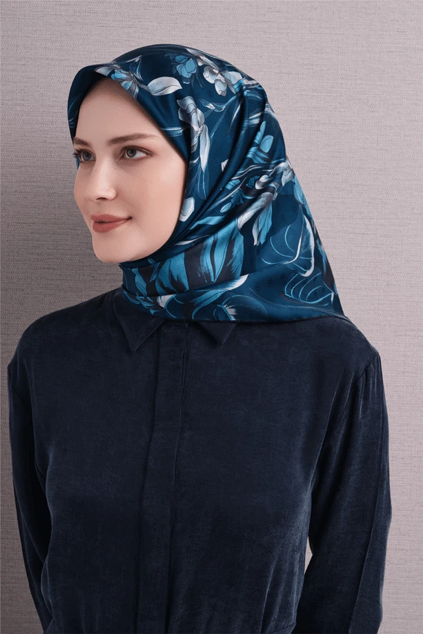 84 Armine Exclusive Jakarlı Twill İpek Eşarp 9608D