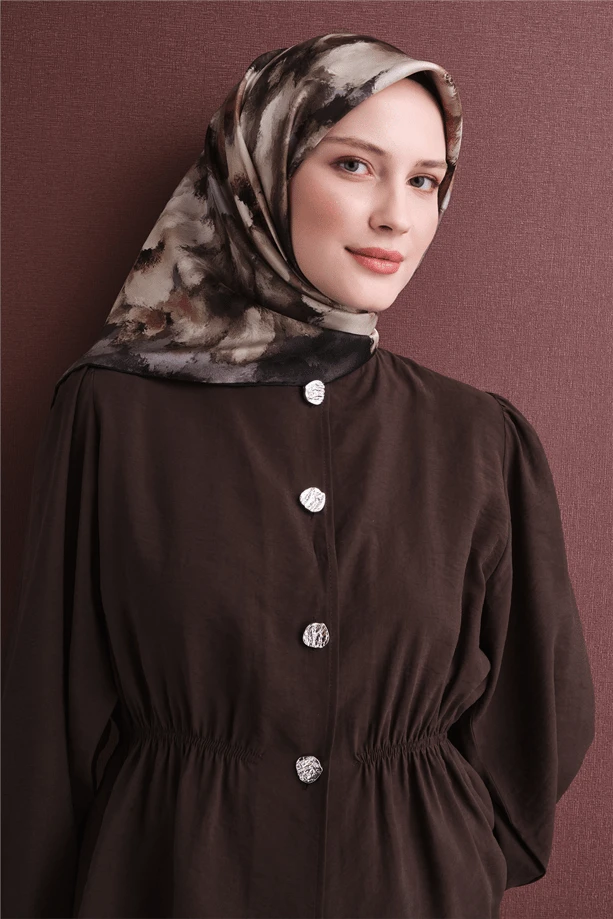 84 Armine Sura İpek Eşarp 9613D