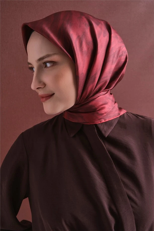 88 Armine Sura İpek Eşarp 9630D