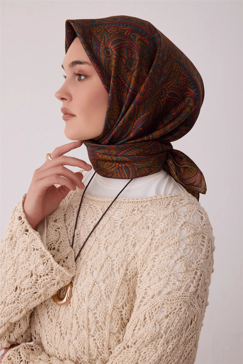 02 Belli Twill İpek Eşarp 4404D
