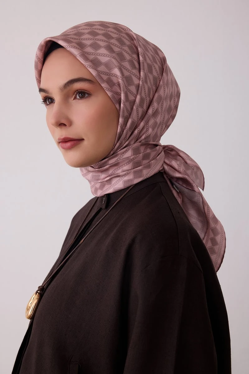 02 Belli Twill İpek Eşarp 4425D