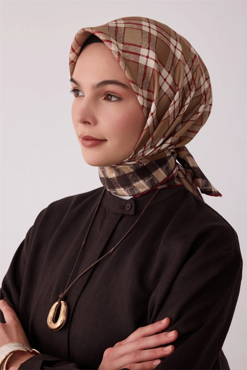 03 Belli Twill İpek Eşarp 4421D