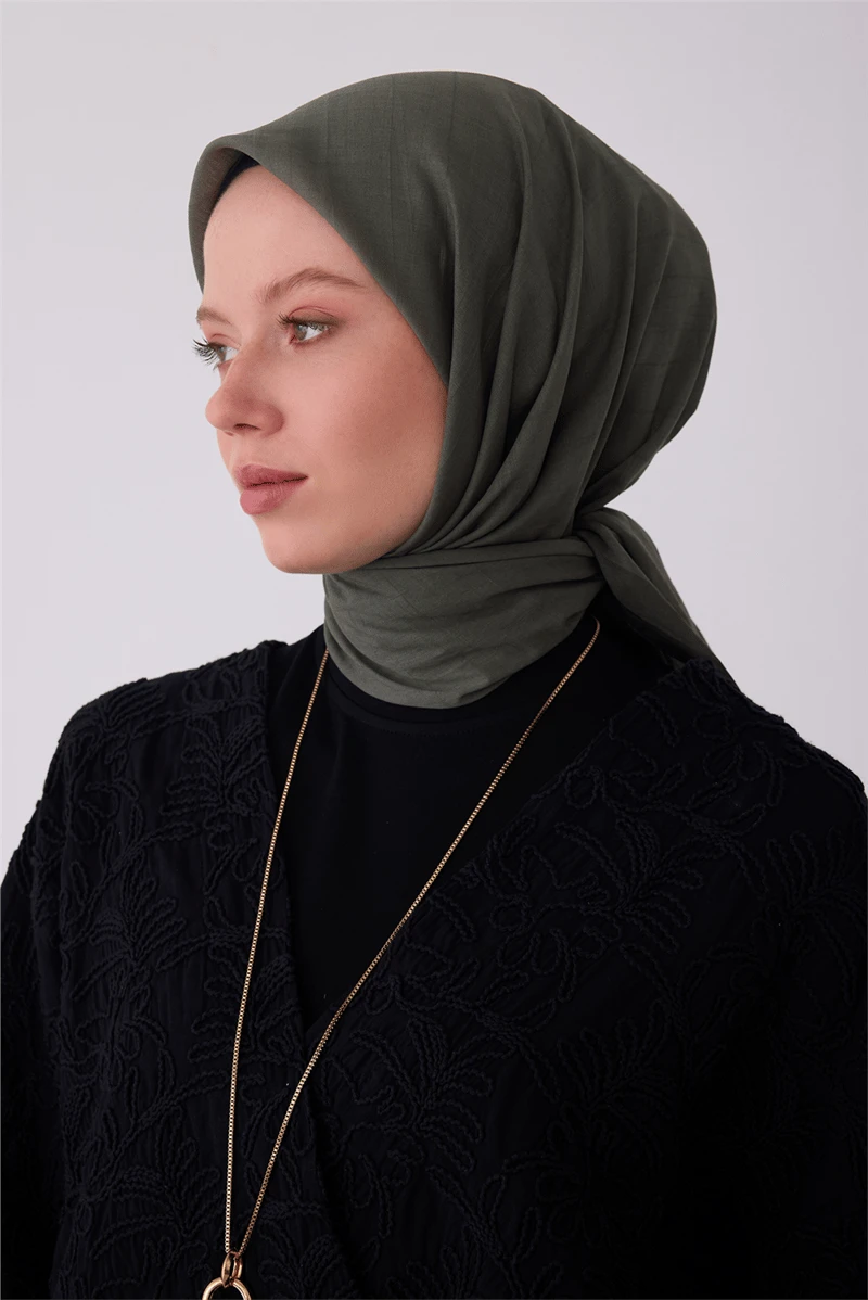 25 Belli Fresh Düz Rozy Eşarp