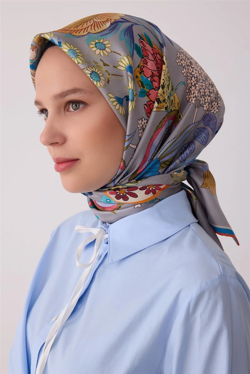 31 Belli Twill İpek Eşarp 4415D